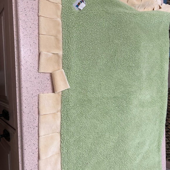 boogie baby giraffe and monkey baby Blanket green and blue - Picture 6 of 7